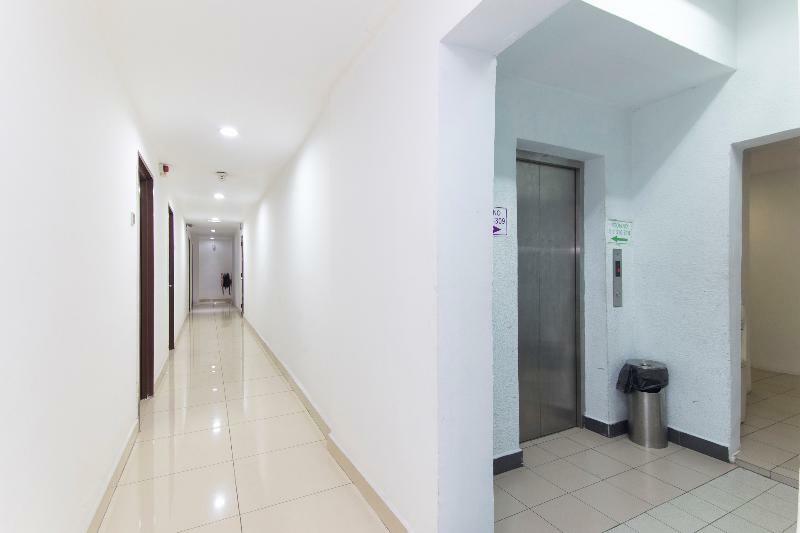 Oyo 280 Hotel Dragon Inn Kuala Lumpur Exterior foto